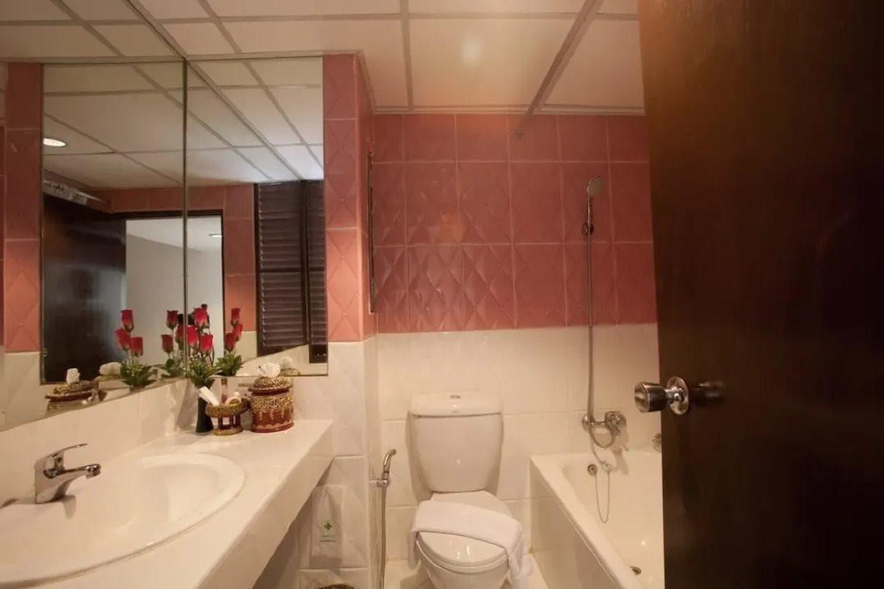 Bua Raya Hotel Τσιάνγκ Μάι Εξωτερικό φωτογραφία