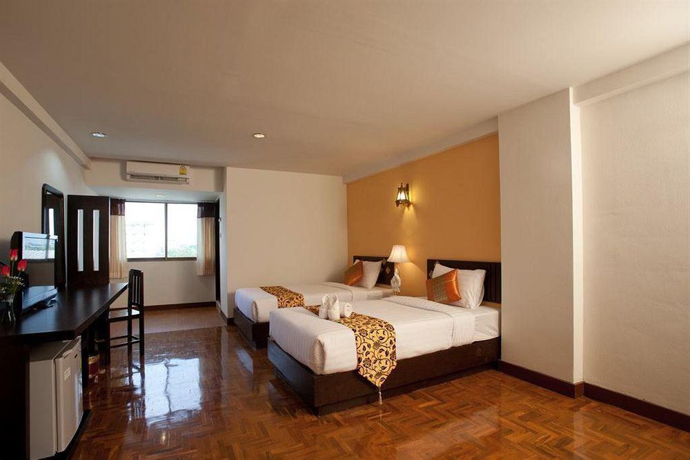 Bua Raya Hotel Τσιάνγκ Μάι Εξωτερικό φωτογραφία