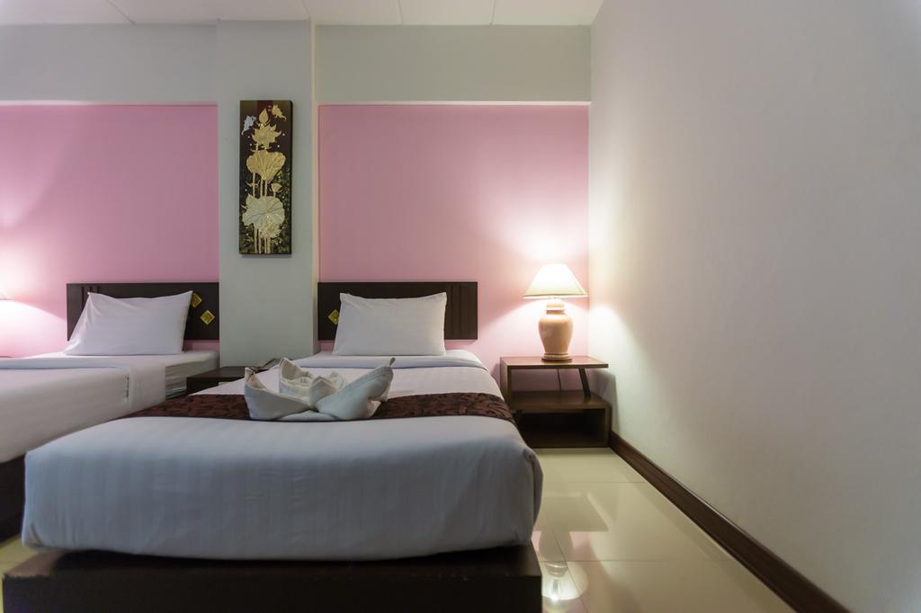 Bua Raya Hotel Τσιάνγκ Μάι Εξωτερικό φωτογραφία