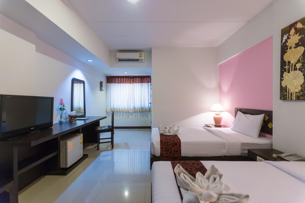 Bua Raya Hotel Τσιάνγκ Μάι Εξωτερικό φωτογραφία