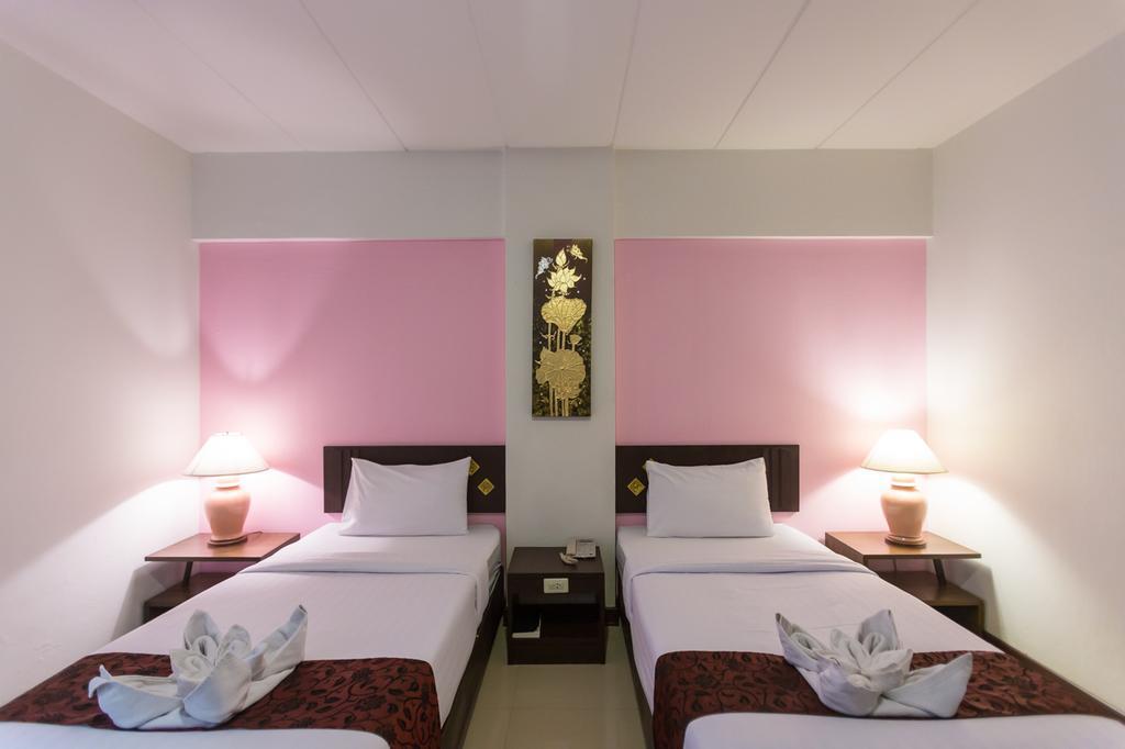 Bua Raya Hotel Τσιάνγκ Μάι Εξωτερικό φωτογραφία
