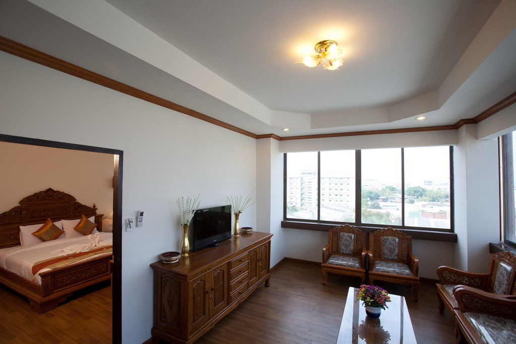 Bua Raya Hotel Τσιάνγκ Μάι Εξωτερικό φωτογραφία