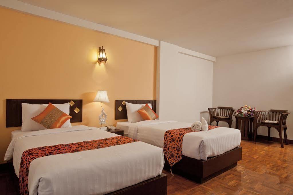 Bua Raya Hotel Τσιάνγκ Μάι Εξωτερικό φωτογραφία