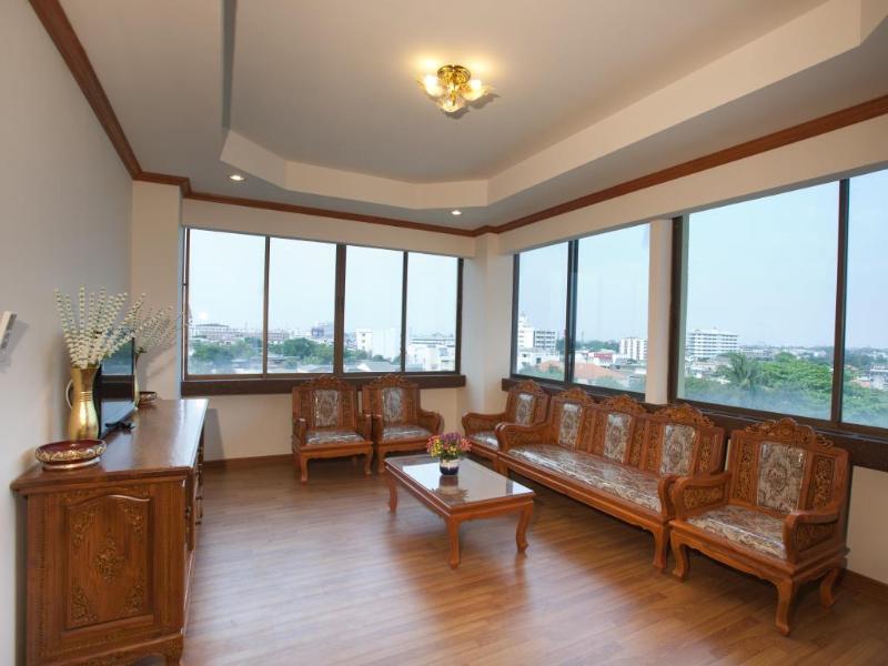 Bua Raya Hotel Τσιάνγκ Μάι Εξωτερικό φωτογραφία